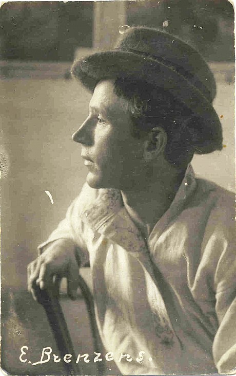 Eduards Brencēns Iskolata Latvijā