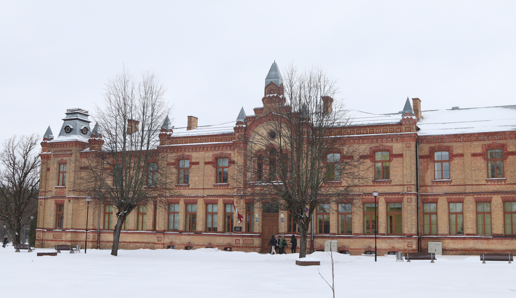 Izglītības kvalitāte Valmieras novada ģimnāzijās