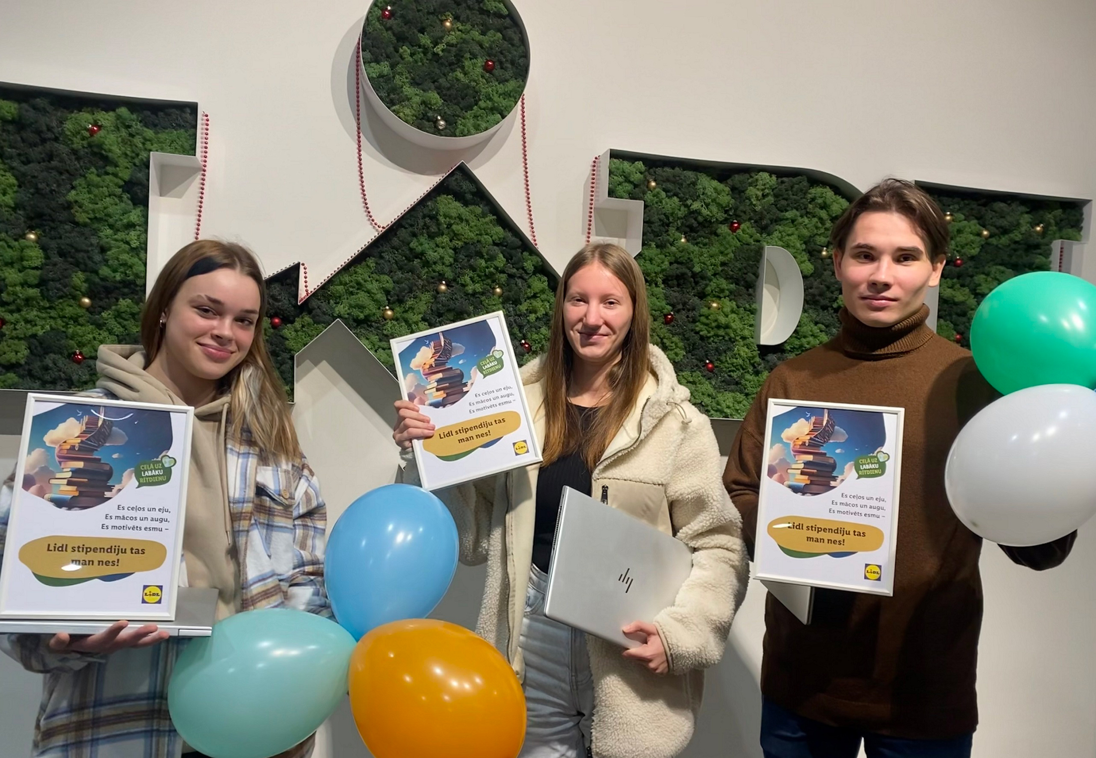 «Lidl» stipendijās piešķir 9000 eiro Valmieras SOS bērnu ciemata jauniešiem