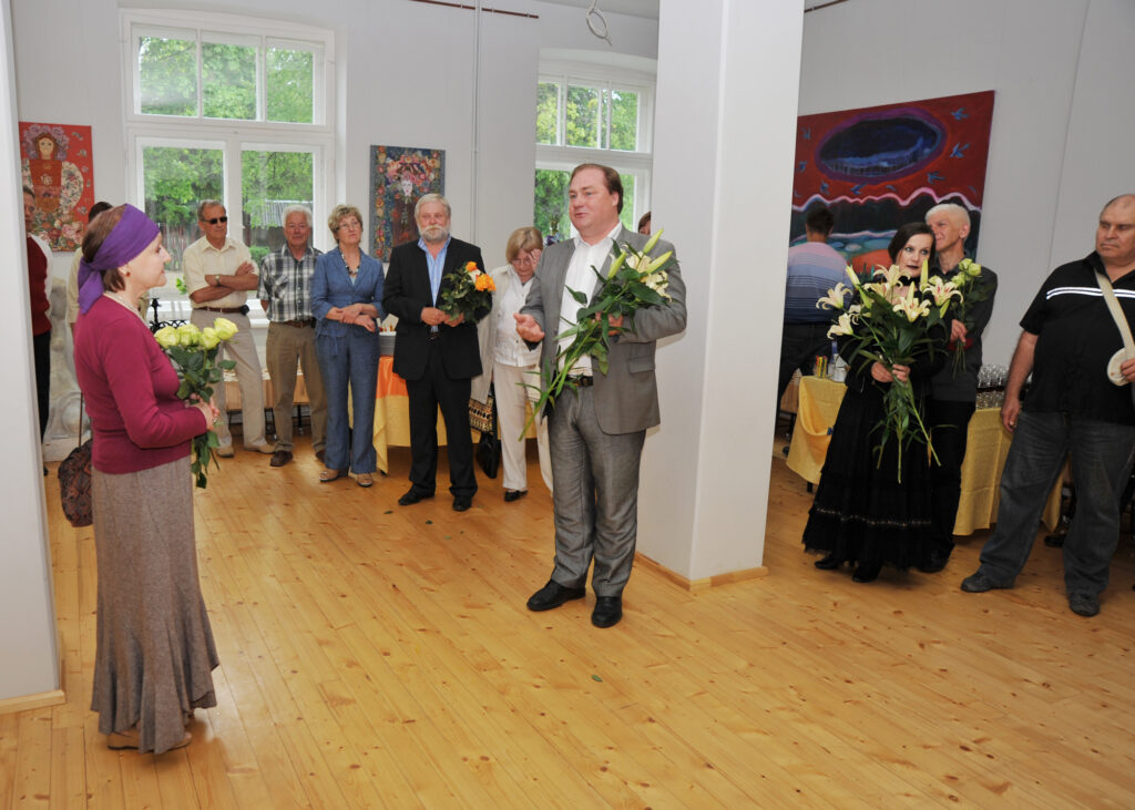 Rūjienas izstāžu zālei – 30