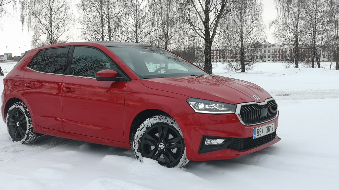 Titulu izplēš jaunā "Škoda Fabia"