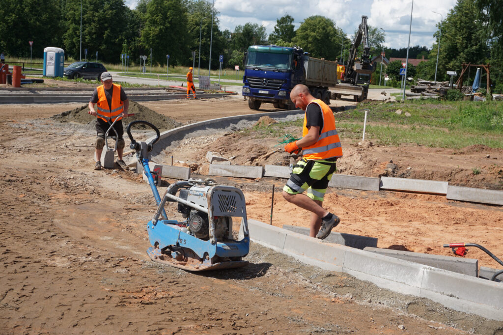 “Limbažu ceļi” pošas trešajam objektam Valmierā