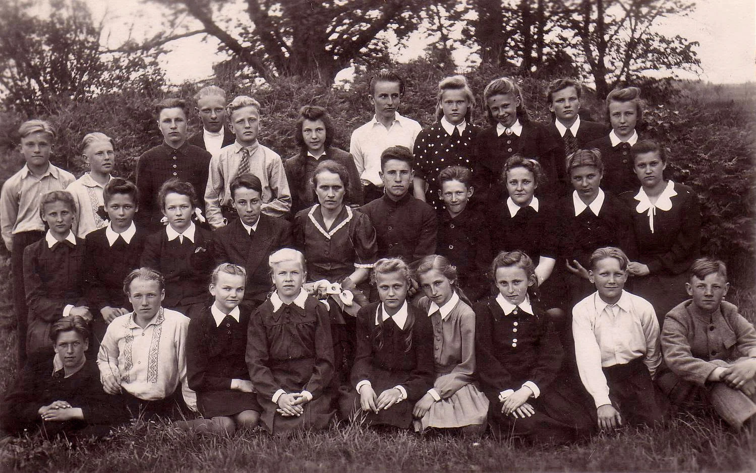 Skolā izaug skolotāji