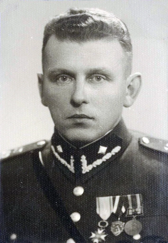 Vilis Rozenbergs (1902-1960): policijas iecirkņa priekšnieks no Valmieras un Kanādas latviešu sporta dzīves vadītājs